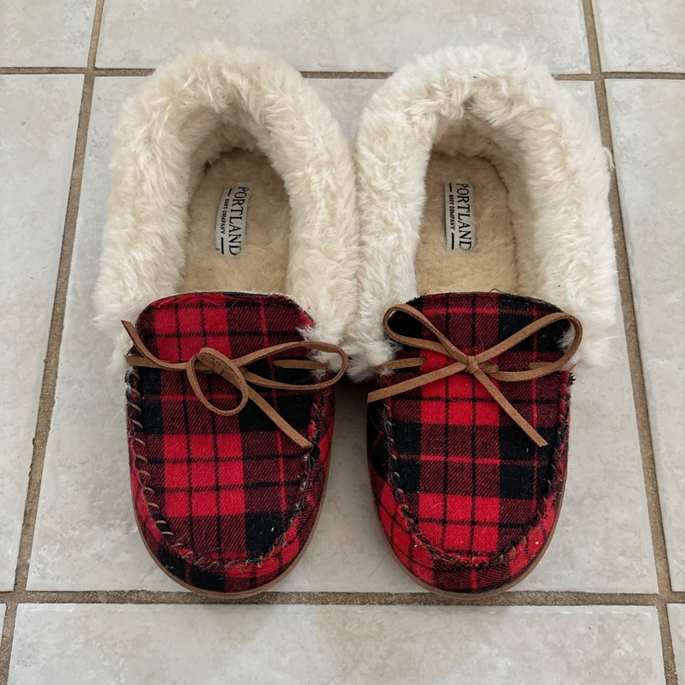 Red Plaid Women's Moccasins